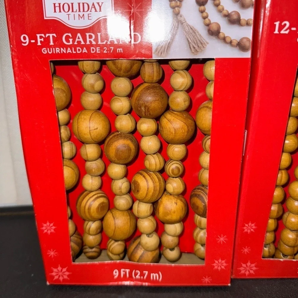 Christmas tree beaded garland NWT